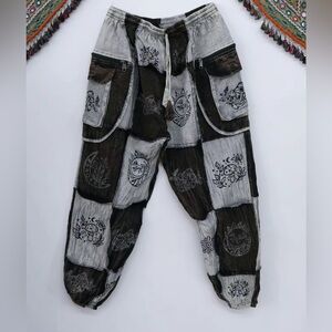 ❌SOLD❌ NWOT Patchwork Harem Mushroom Joggers
